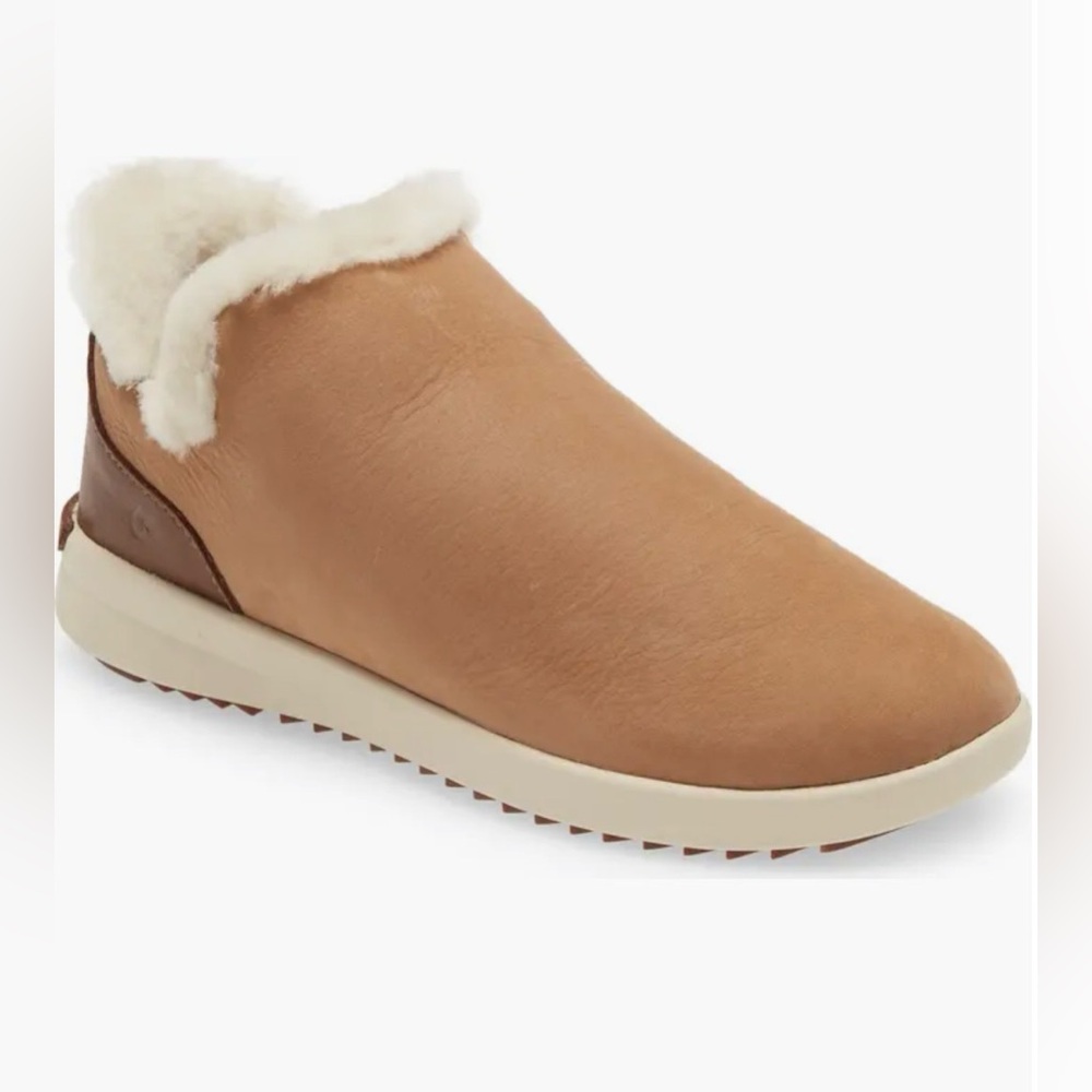 Olukai Malua Hulu Genuine Shearling Waterproof Slip-On Sneaker (Women) Sz W 6.5